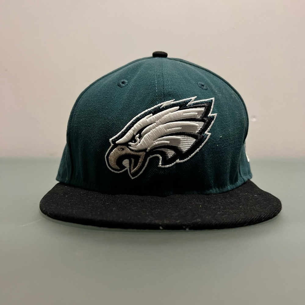 Eagles New Era fitted hat